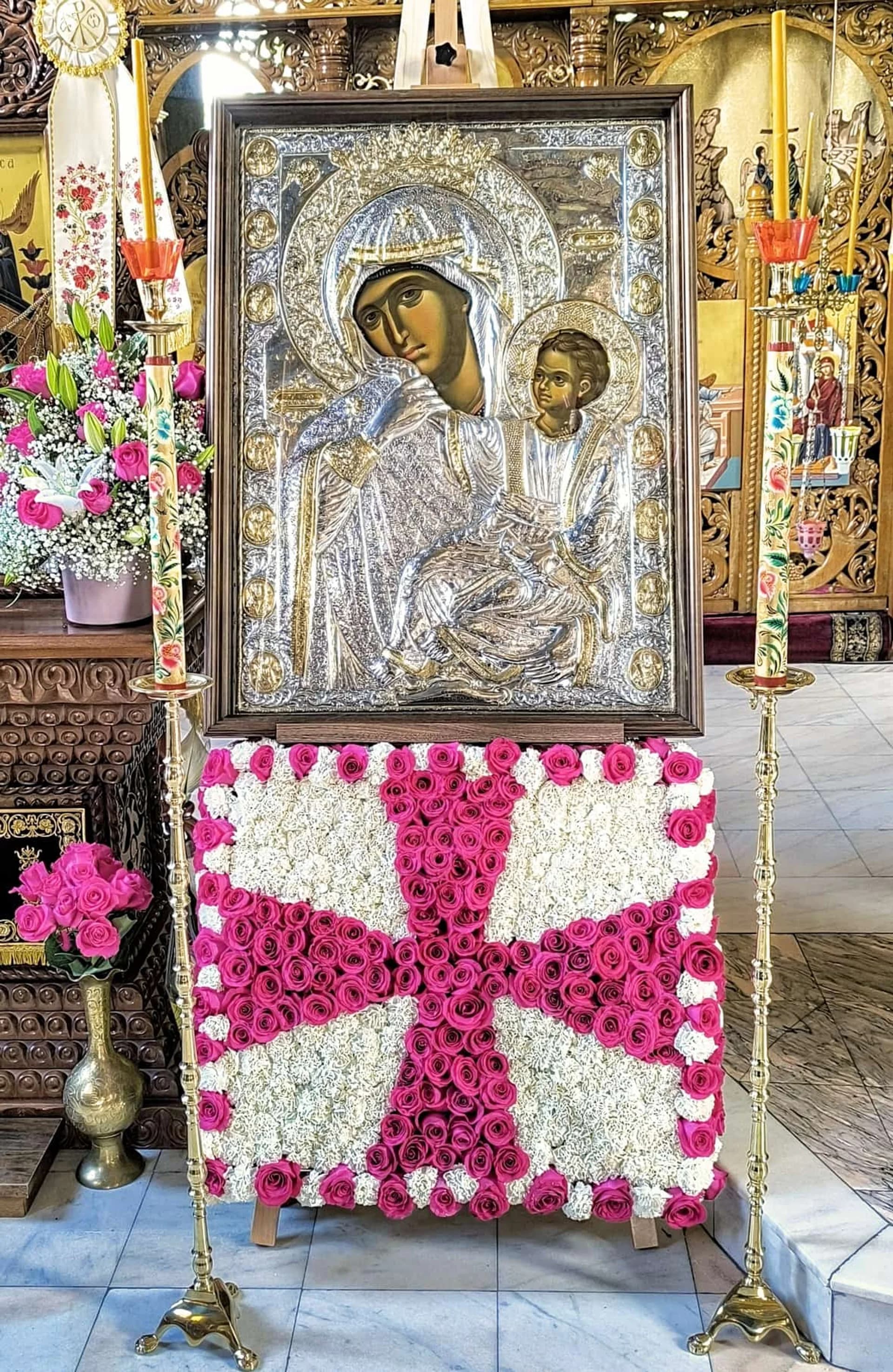 Icoana Maicii Domnului Paramythia la Biserica din Chișlaca